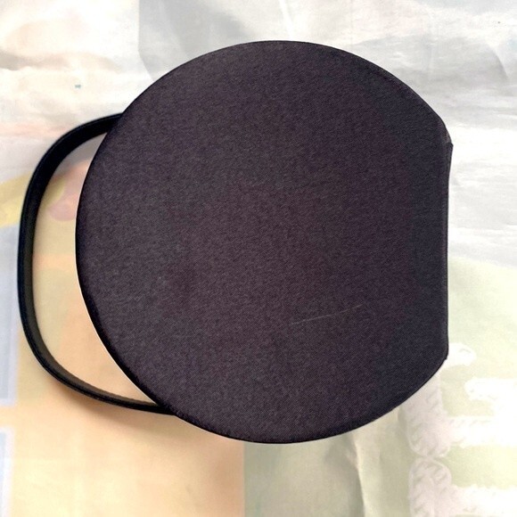 Mary Kay Makeup Cosmetics Round Embroidered Bag Case Detachable Handle - Picture 10 of 10